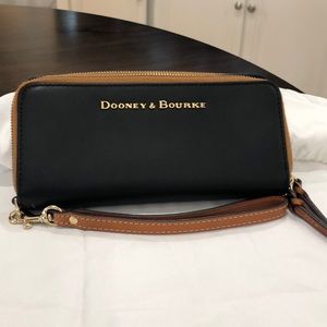 Dooney & Bourke Wrist Wallet